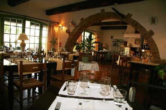 Vends beau restaurant provencal