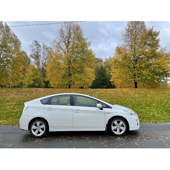 Toyota Prius 1,8 VVT-i Hybride
