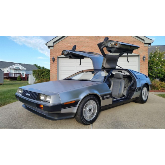 voiture de collection DeLorean 1982