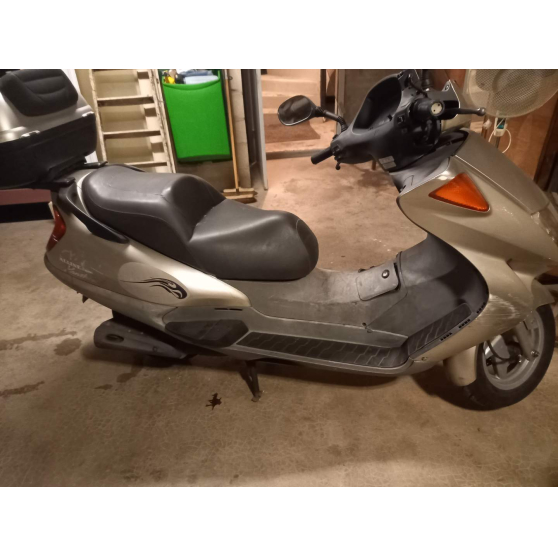 Vend Scooter Panthéon