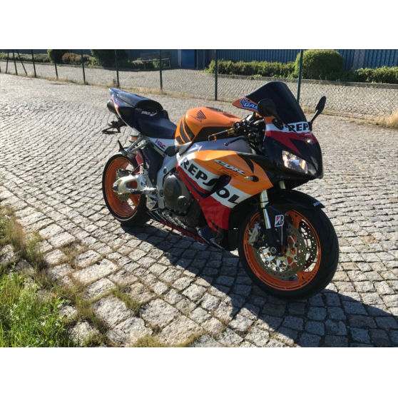 Honda Repsol CBR 1000 RR Fireblade Sport