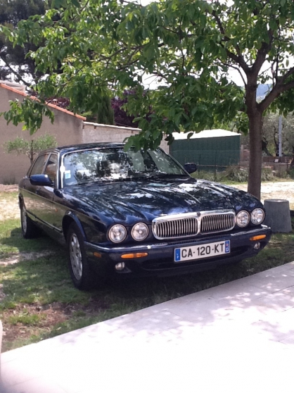 Jaguar xj8 300
