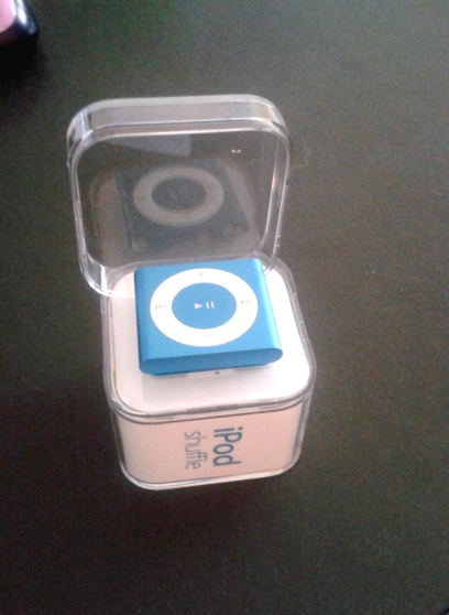 Annonce occasion, vente ou achat 'I POD SHUFFLE NEUF'