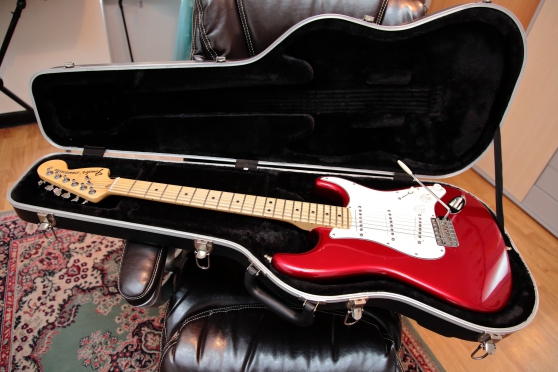 Annonce occasion, vente ou achat 'Fender Stratocaster US'