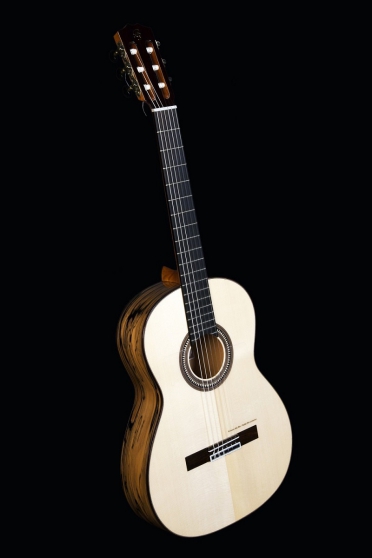 Annonce occasion, vente ou achat 'Guitare Prudencio Saez 37 Flamenco'
