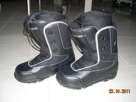 Annonce occasion, vente ou achat 'SNOWBOOTS TAILLE 41'