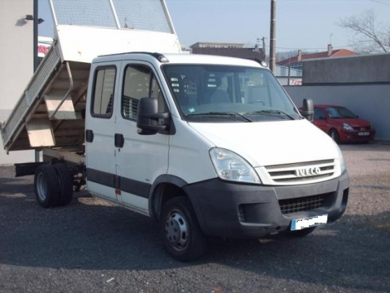 belle Iveco Daily chassis double cabine