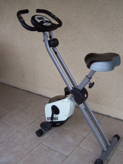 Annonce occasion, vente ou achat 'vlo appartement Striale fitness'