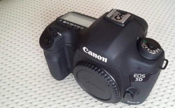 Annonce occasion, vente ou achat 'Canon EOS 5d mark 3 neuf 110clics 5 D mk'