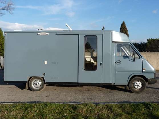 Annonce occasion, vente ou achat 'camion renault master amnag camping ca'