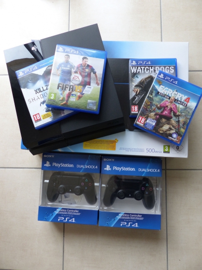 Annonce occasion, vente ou achat 'Sony PlayStation PS4 500 Go + 2 manettes'