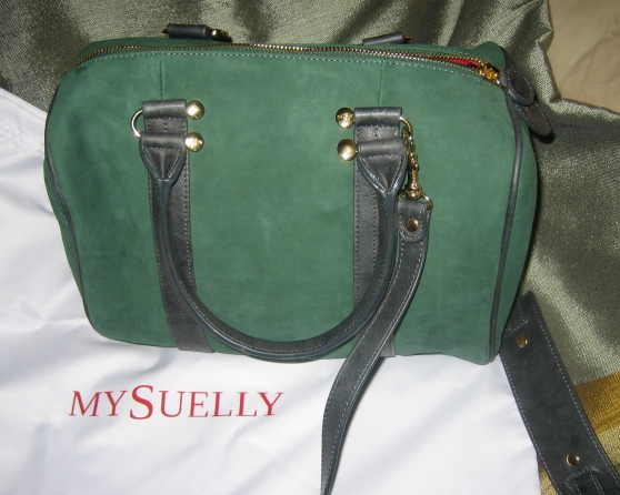 Annonce occasion, vente ou achat 'Sac  main cuir MySuelly vert Neuf'