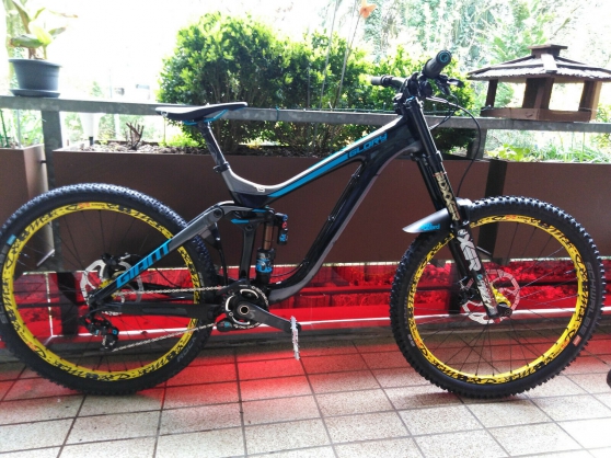 Annonce occasion, vente ou achat 'Giant Glory Advanced 0 Carbon 27.5\