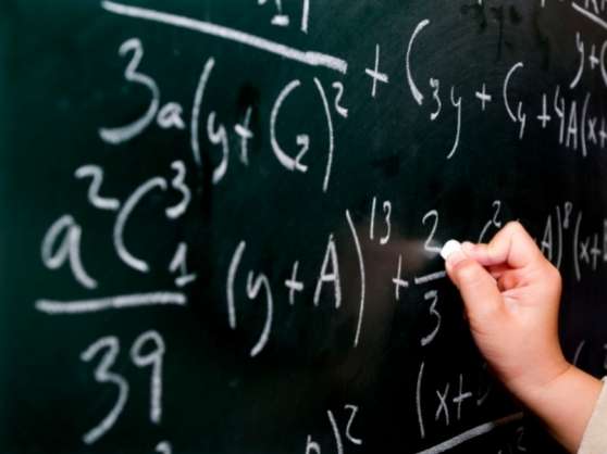 Annonce occasion, vente ou achat 'Professeur certifi donne cours de maths'