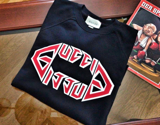 Annonce occasion, vente ou achat 'Neuf Gucci GG Tee-shirt S logo; Fendi'