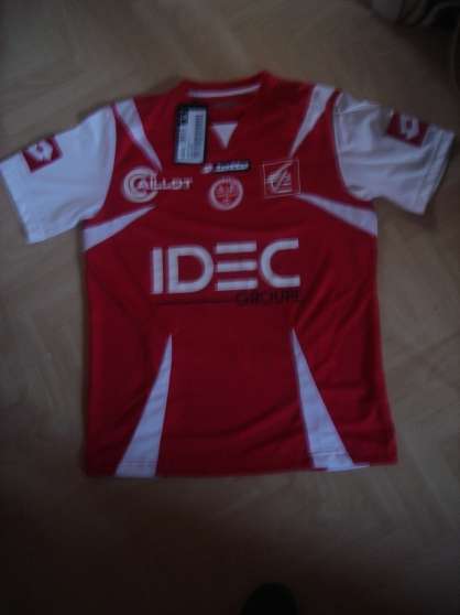 Annonce occasion, vente ou achat 'maillot foot reims NEUF'