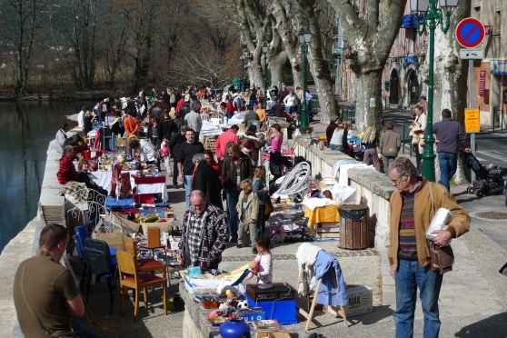 VIDE-GRENIERS le 9 mars 2014