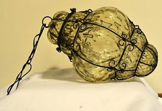 Annonce occasion, vente ou achat 'lanterne artisanale de Murano, en verre'