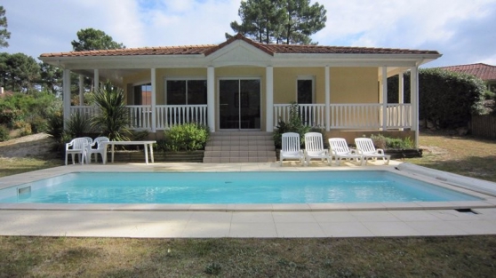 Annonce occasion, vente ou achat 'A vendre villa de type 5 avec piscine'