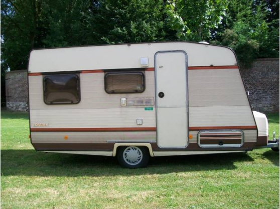 Caravane 4 places