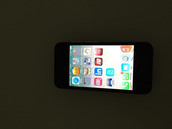 Magnifique iPhone 4 débloqué tout opérat