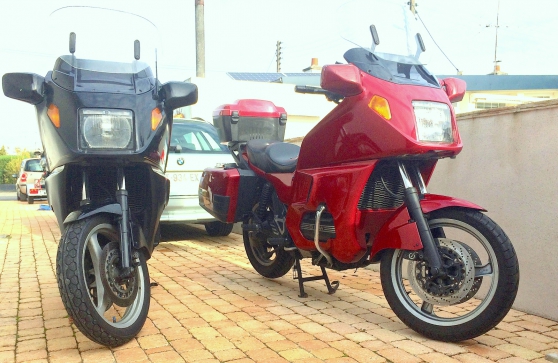 BMW K1100 LT 2 motos une rouge Annee1995