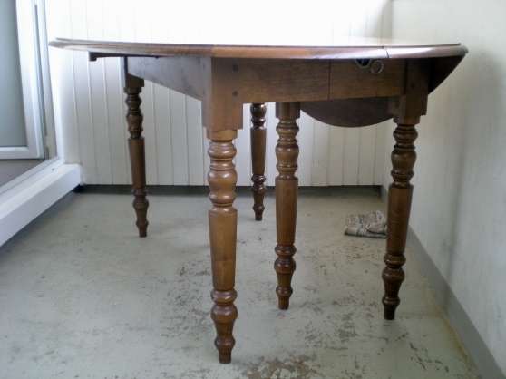 Annonce occasion, vente ou achat 'grande table style louis philippe 6 pied'