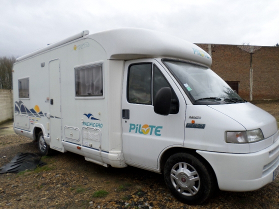 Annonce occasion, vente ou achat 'Camping car Pacific 690'