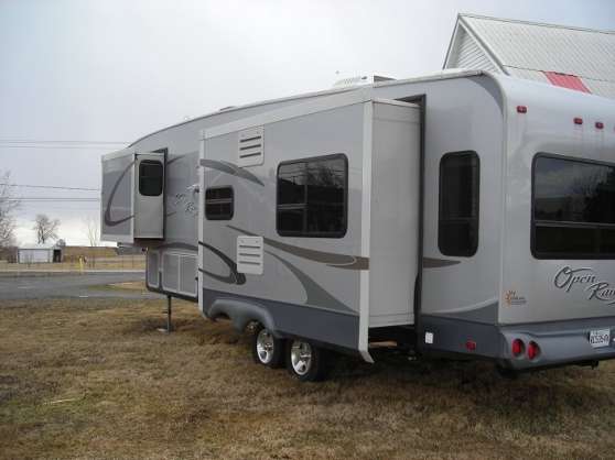 Annonce occasion, vente ou achat 'Fifth Wheel griseOpen Rang'