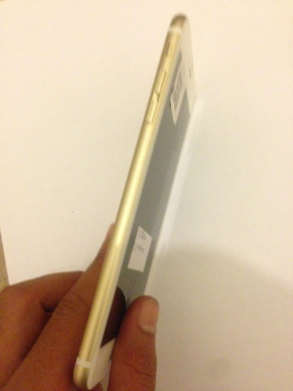 Annonce occasion, vente ou achat 'Apple iphone 6 plus Gold 128 go unlocked'
