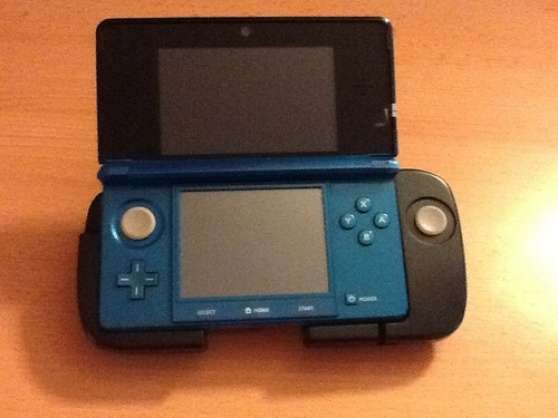 Annonce occasion, vente ou achat 'Console Nintendo 3DS - bleu lagon'