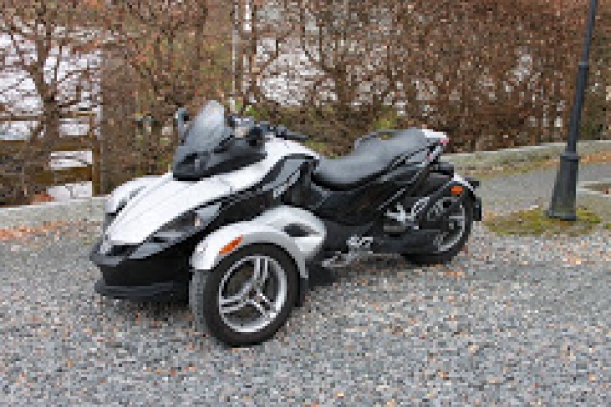 Annonce occasion, vente ou achat 'Moto Can-Am spyder'
