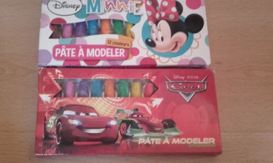 Annonce occasion, vente ou achat 'PATE A MODELER disney 12 couleurs (NEUF)'