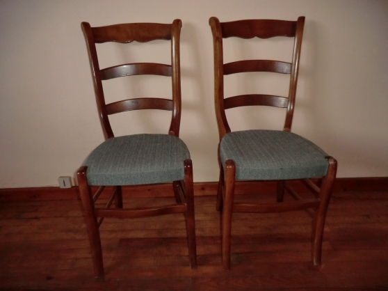 2 Chaises bois avec tissus