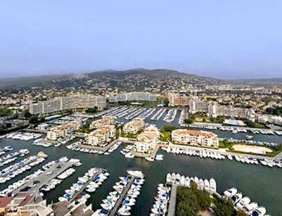 Annonce occasion, vente ou achat 'Loue places de port  Cannes Marina'