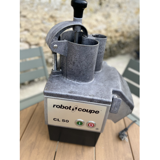 Annonce occasion, vente ou achat 'Robot coupe CL50 et ses 8 disques'