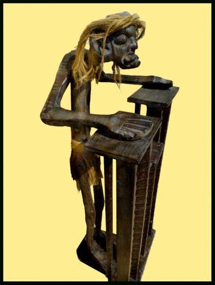 Annonce occasion, vente ou achat 'Range CD Statue Africaine'