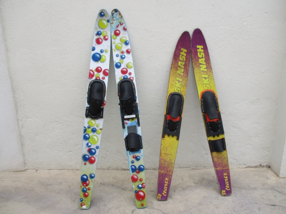 Annonce occasion, vente ou achat '2 paires de ski nautique'
