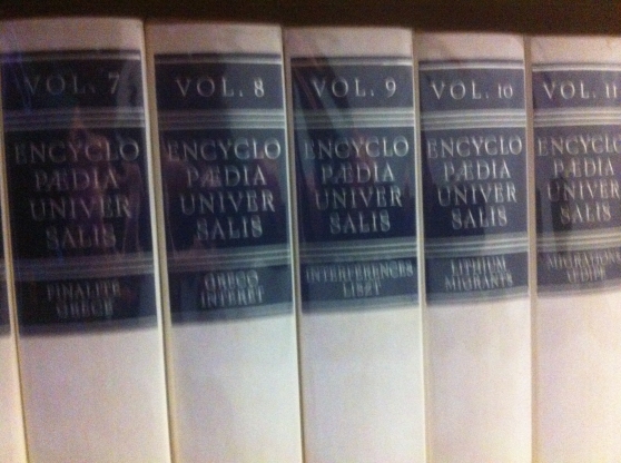 Annonce occasion, vente ou achat 'Encyclopdie Universalis 30 euros'