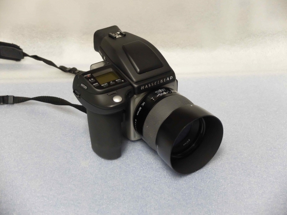 Annonce occasion, vente ou achat 'Haaselblad H5D40+ objectif lens 2,8/80'