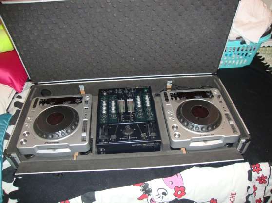 Annonce occasion, vente ou achat '2 CDJ 800 MK2 + table ECLER + FLYCASE'