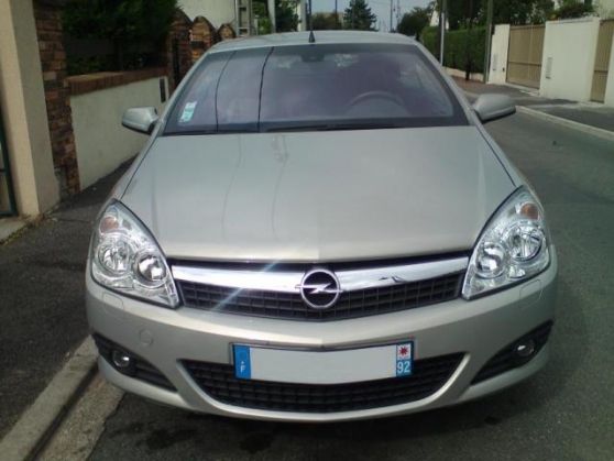 OPEL ASTRA H TWINTOP (3E GENERATION)