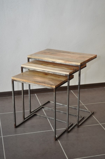 Tables gigognes métal et bois