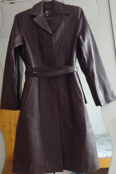 Annonce occasion, vente ou achat 'Manteau cuir femme, taille 36'