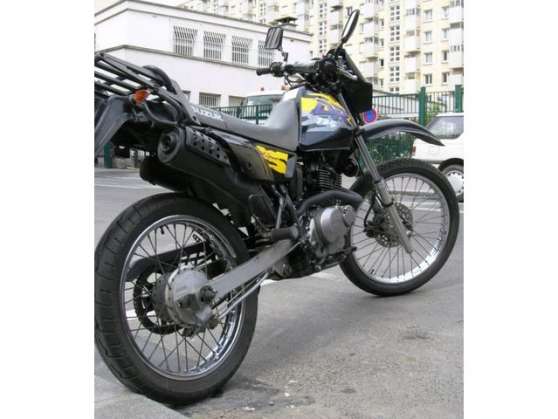 Annonce occasion, vente ou achat 'Moto Suzuki Dr 650 An 1997 An 1997'