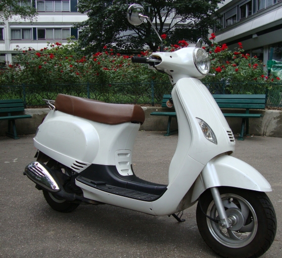 Annonce occasion, vente ou achat 'VENDS scooter Yiying 50cc blanc 3090km'