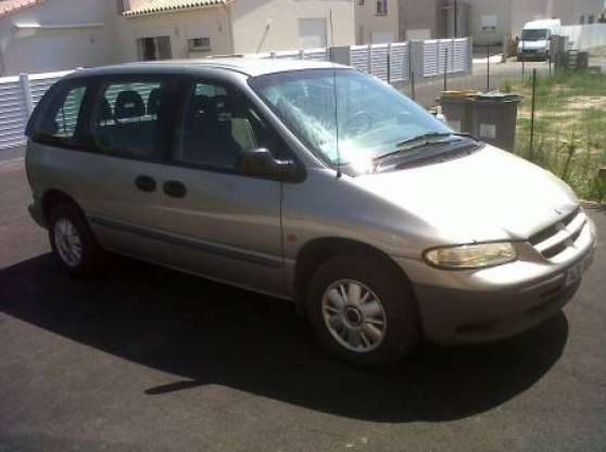 Annonce occasion, vente ou achat 'CHRYSLER Voyager 2.5 TD 1996'