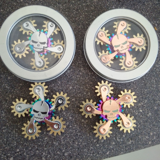 Annonce occasion, vente ou achat 'Vend Hand Spinner Skull Gears'