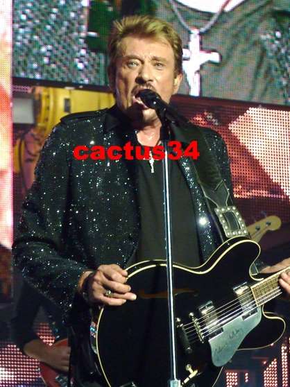 Annonce occasion, vente ou achat '4000 PHOTOS CONCERTS JOHNNY HALLYDAY'