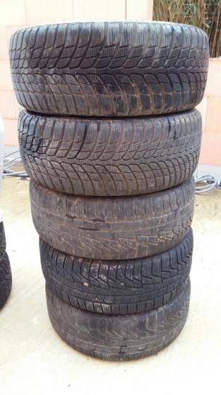 5 pneus hiver 225/50 R 17 98 V